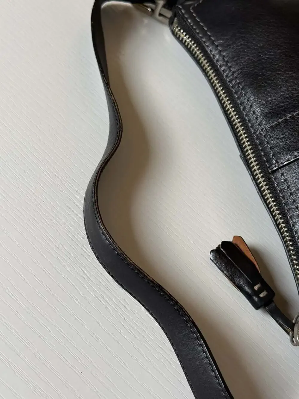 COACH Y2K Vintage Hampton Demi Leather Small Black Hobo Shoulder Bag Purse 8A64